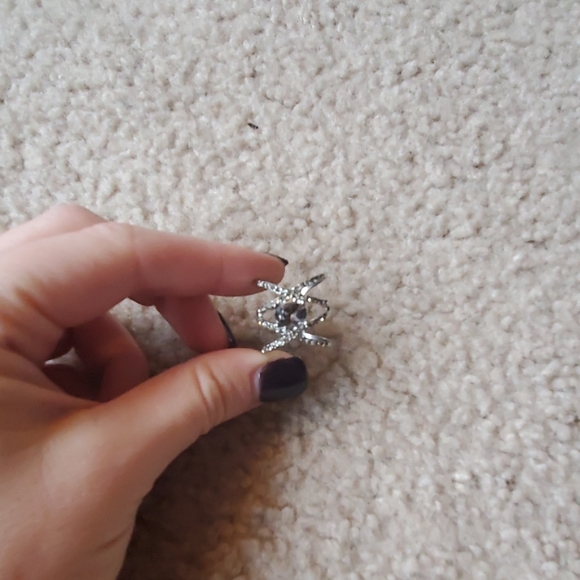 Ring - Picture 1 of 3